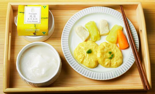 銀魚仔蔥花煎蛋角風味慕斯軟餐(便當)